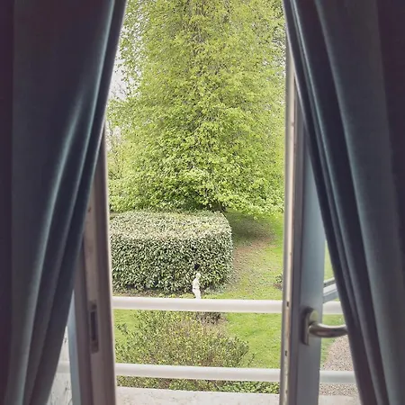 Bed & Breakfast Chateau De Grosfy Hugleville-en-Caux