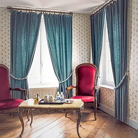 לינה וארוחת בוקר Chateau De Grosfy Hugleville-en-Caux